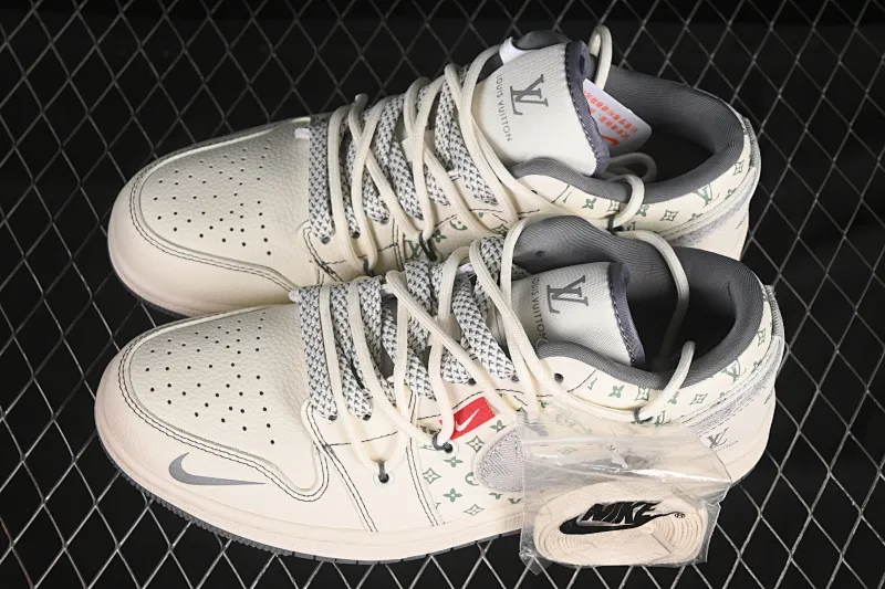 All categories Air Jordan Jordan series basketball shoes Air Jordan 1 Low High-end customized low-top sneakers Air Jordan 1 Low AJ1 Joe 1 LV joint gray cloth hook drawstring High-end customized low-top retro basketball shoes YX5066-357